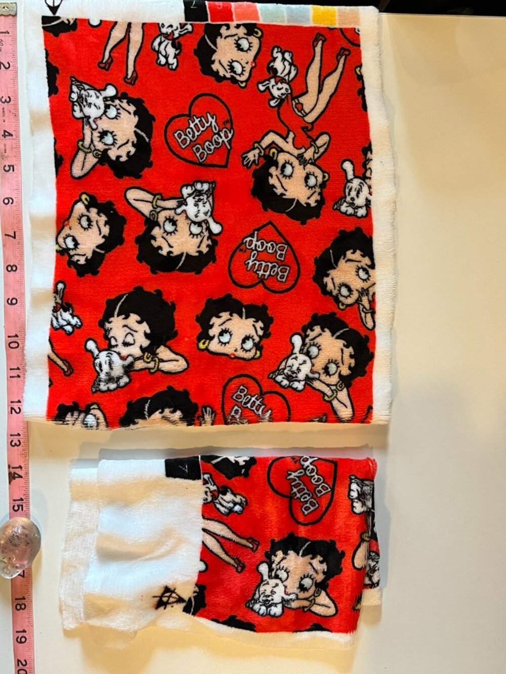 11 pc set Betty Boop fabric scrap - bundle 4 - Picture 9 of 10